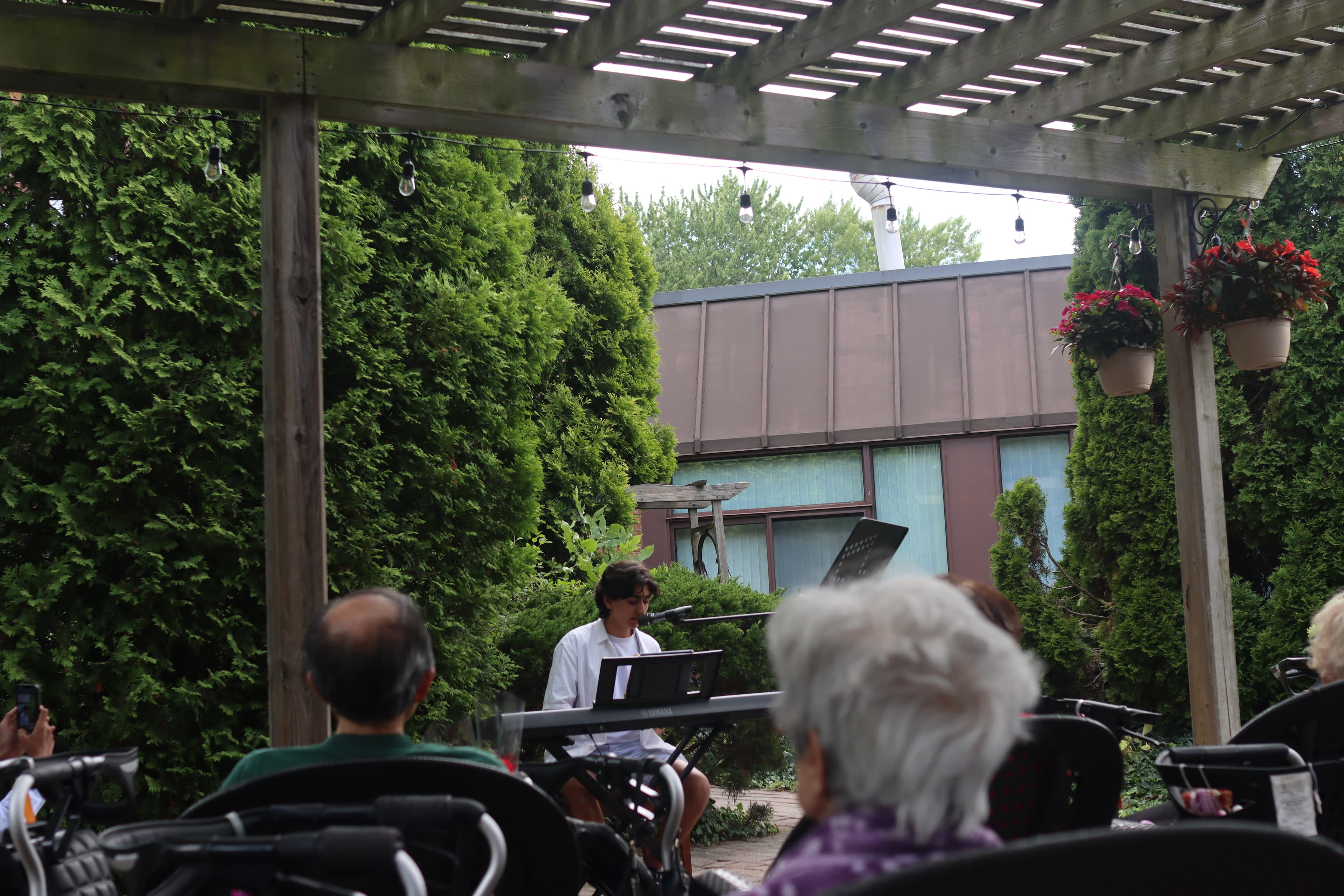 /assets/ishaan-piano-singing-seniors.JPG
